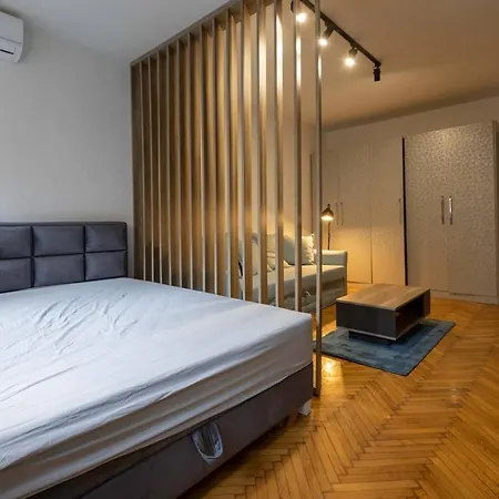 Apartment Centre Luxury Suites Belgrade